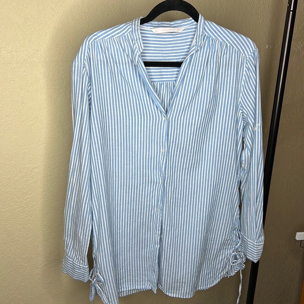 Zara top size small